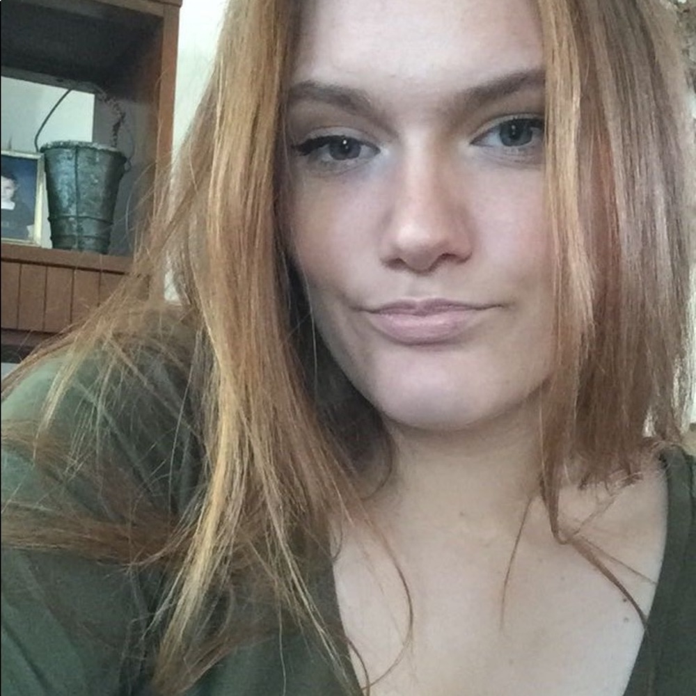 Meet your posher, Bri